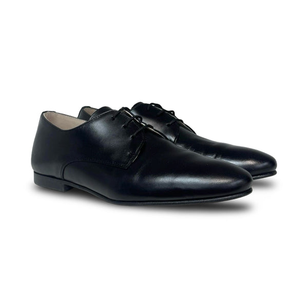 Gravitas Black Leather Lace-Up Shoe
